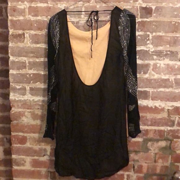 MLV Sequin Beige & Black Cocktail Dress - Picture 2 of 8